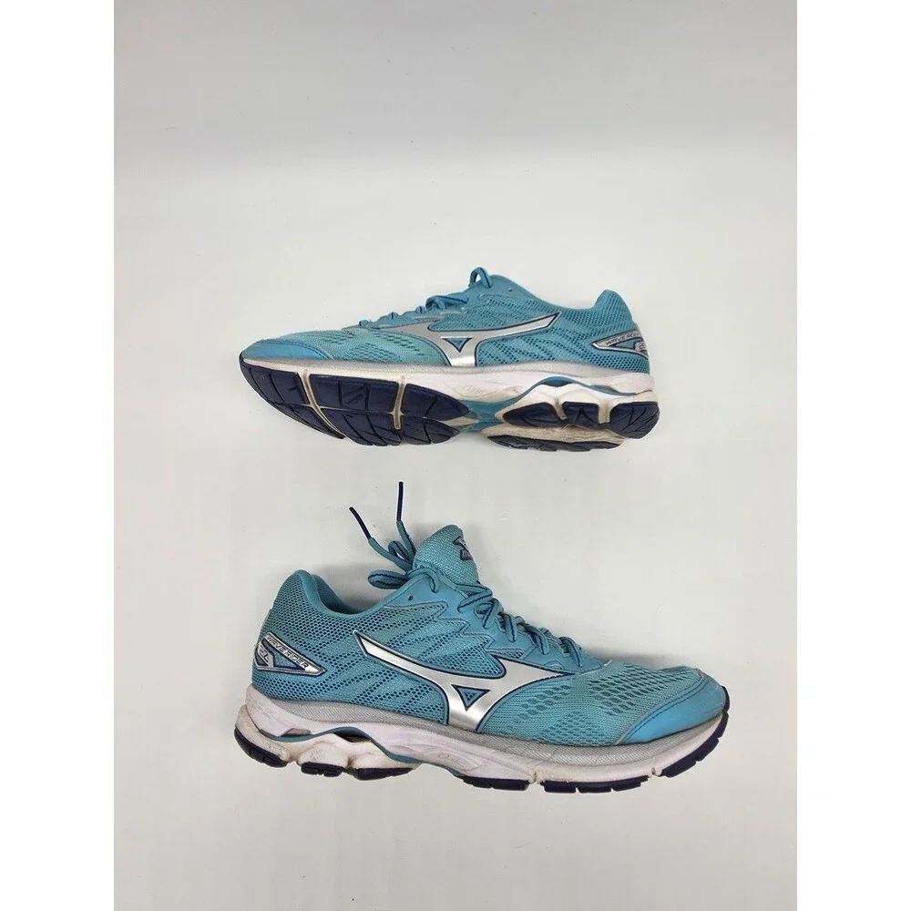 Mizuno wave rider